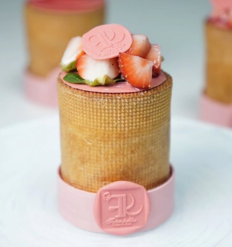 ورشة الحلويات الفرنسيه